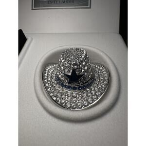 Estee Lauder 'Cowboy Hat' Silver Solid Perfume Compact